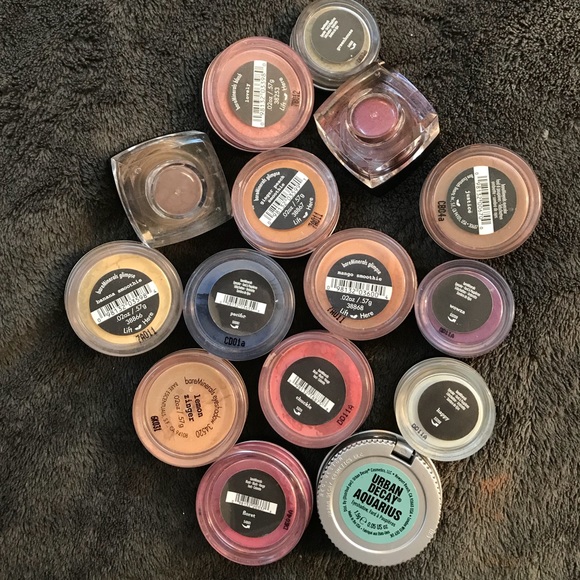 Loose eyeshadow set (bareMinerals, ELF, UD) - Picture 1 of 7